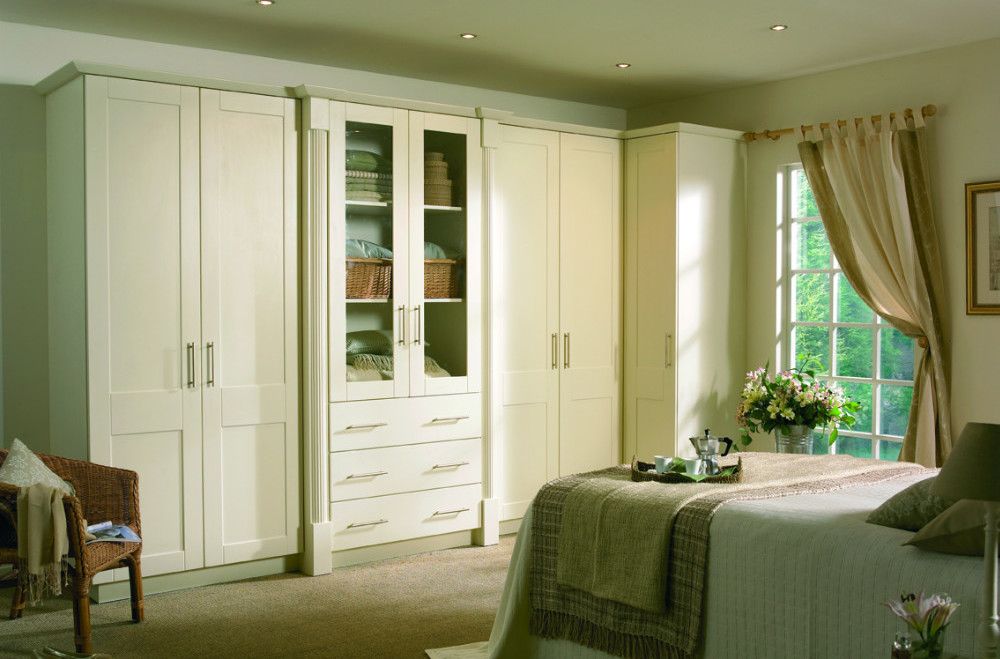 Traditional Cream fitted Bedroom furniture in Solihull